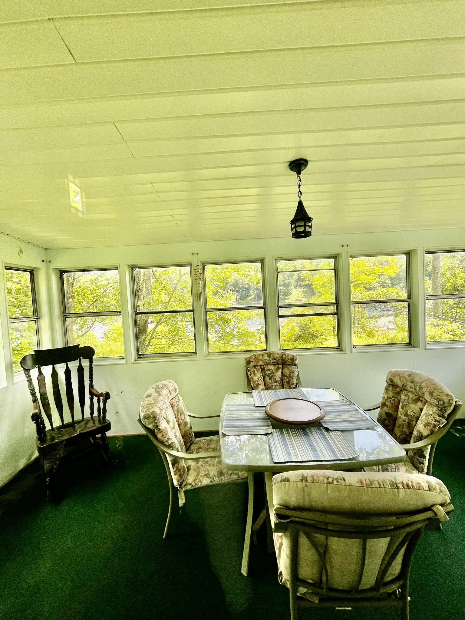 1405 End of the Rainbow Elliott & Pomeroy Real Estate